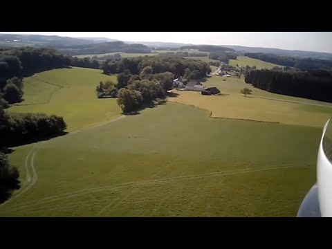 Thermikflug im Bergischen Land auf dem Modellflugplatz Lindlar